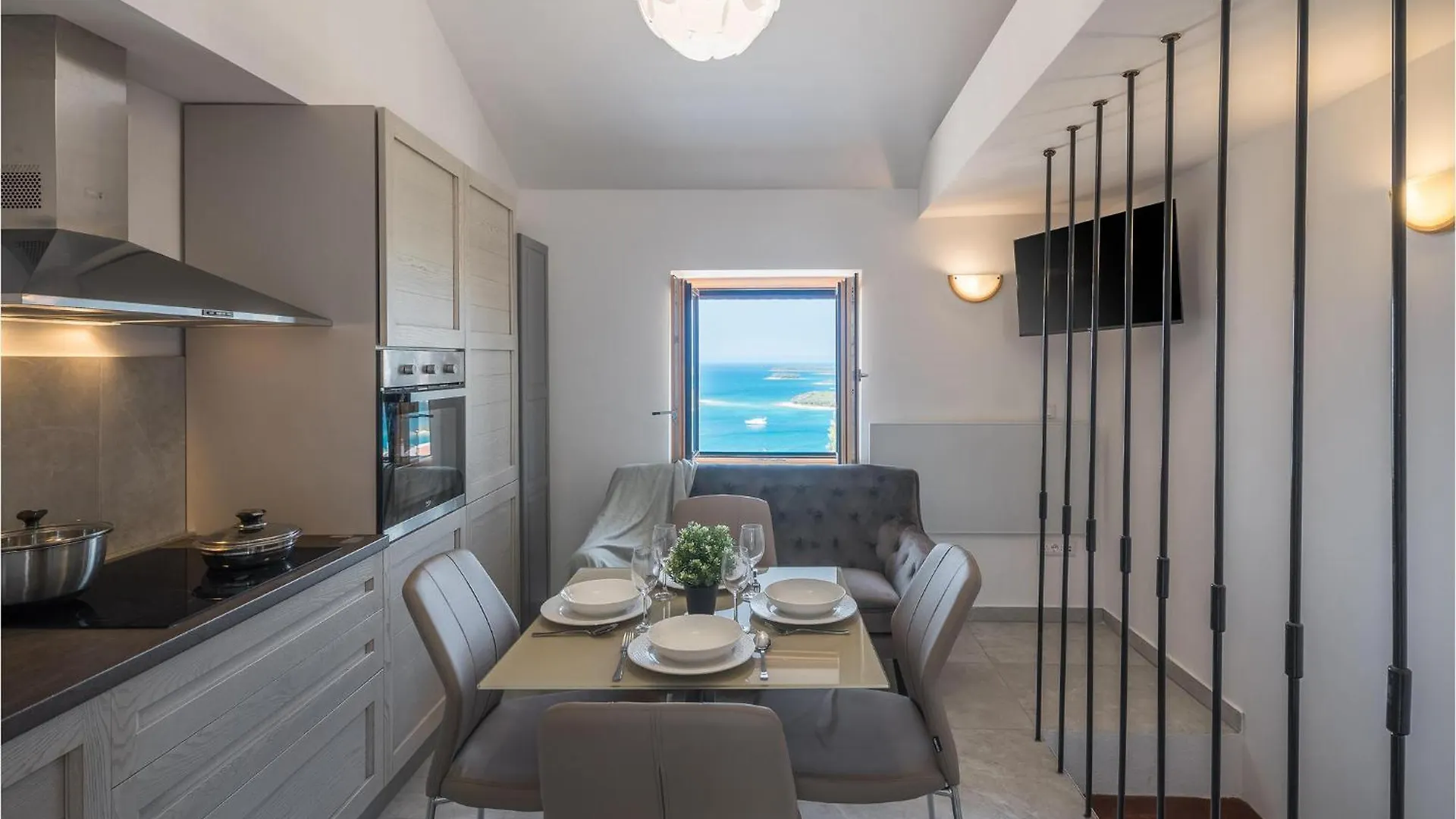 Cozy Home In Vrsar With Kitchen 0*,